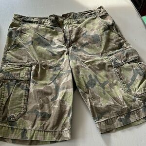 Men’s No Boundaries 34 Cargo Shorts